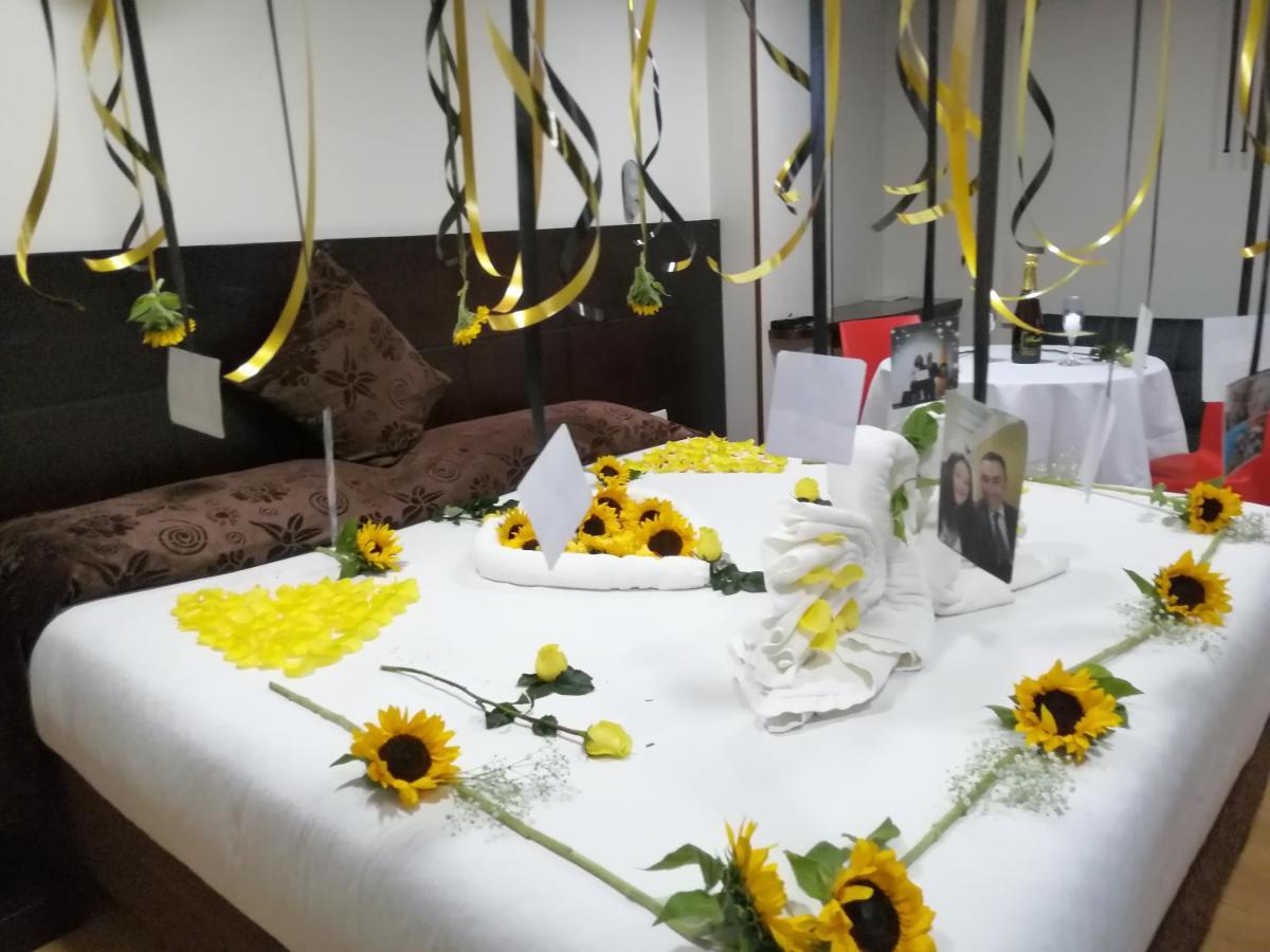 Hotel Plaza Muisca Тунха Екстер'єр фото