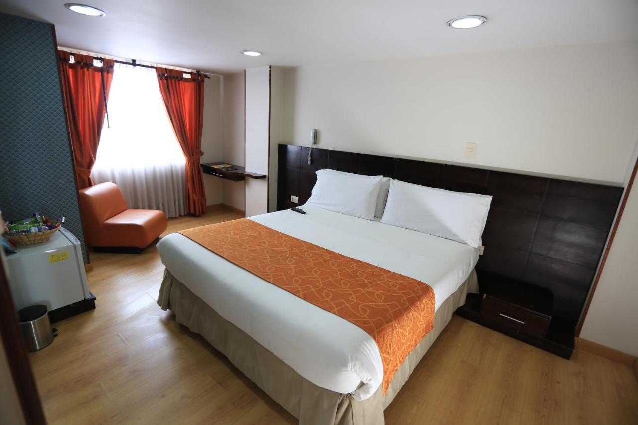 Hotel Plaza Muisca Тунха Екстер'єр фото