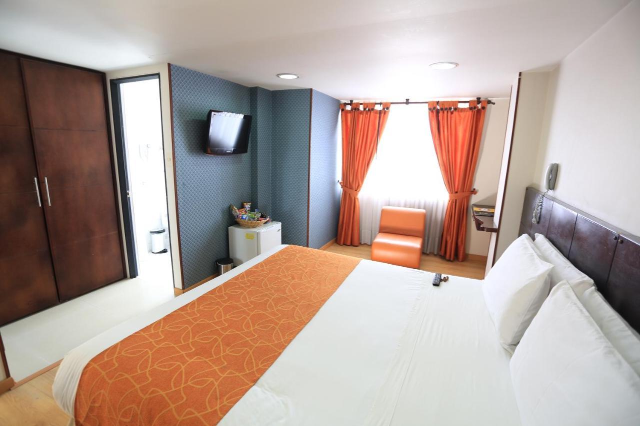 Hotel Plaza Muisca Тунха Екстер'єр фото