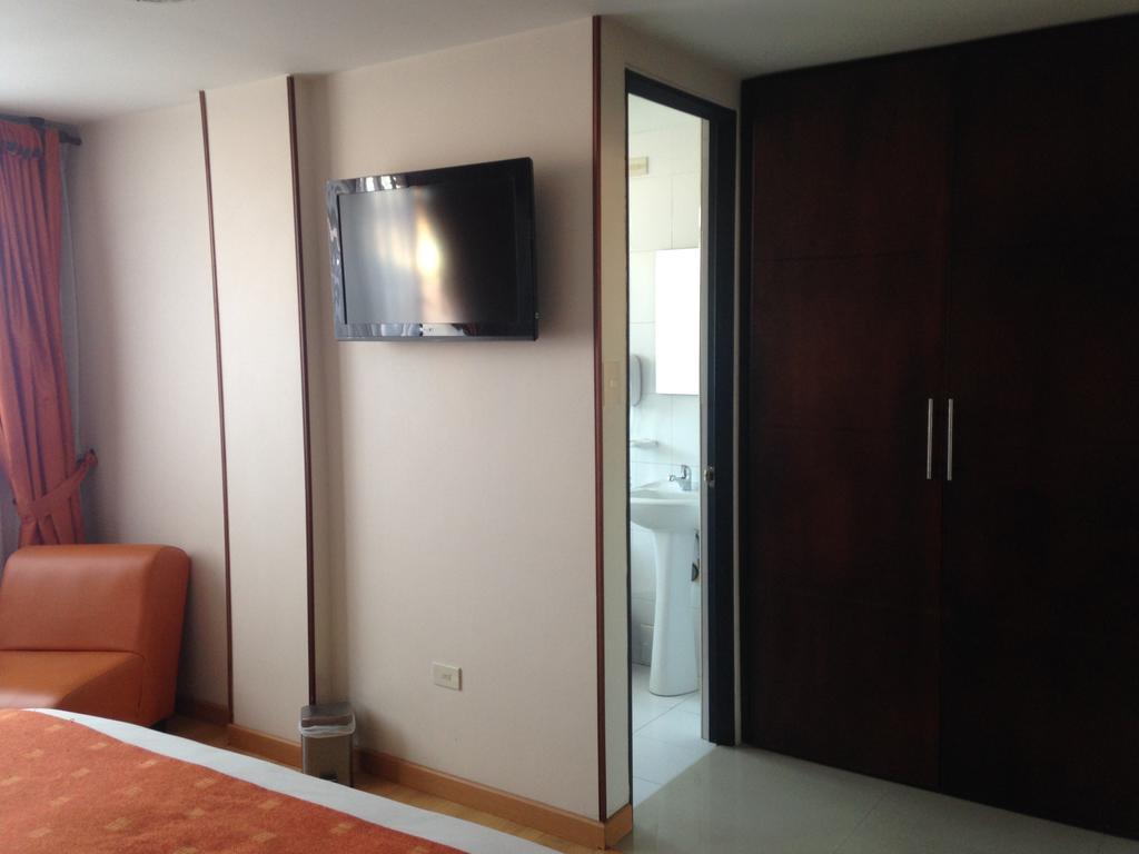 Hotel Plaza Muisca Тунха Екстер'єр фото