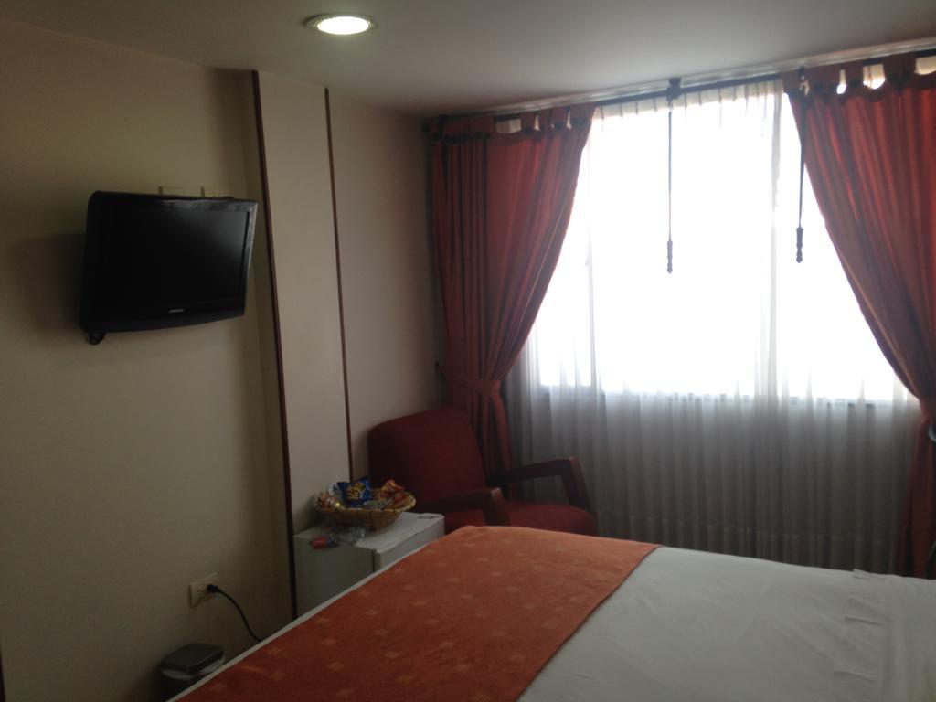 Hotel Plaza Muisca Тунха Екстер'єр фото